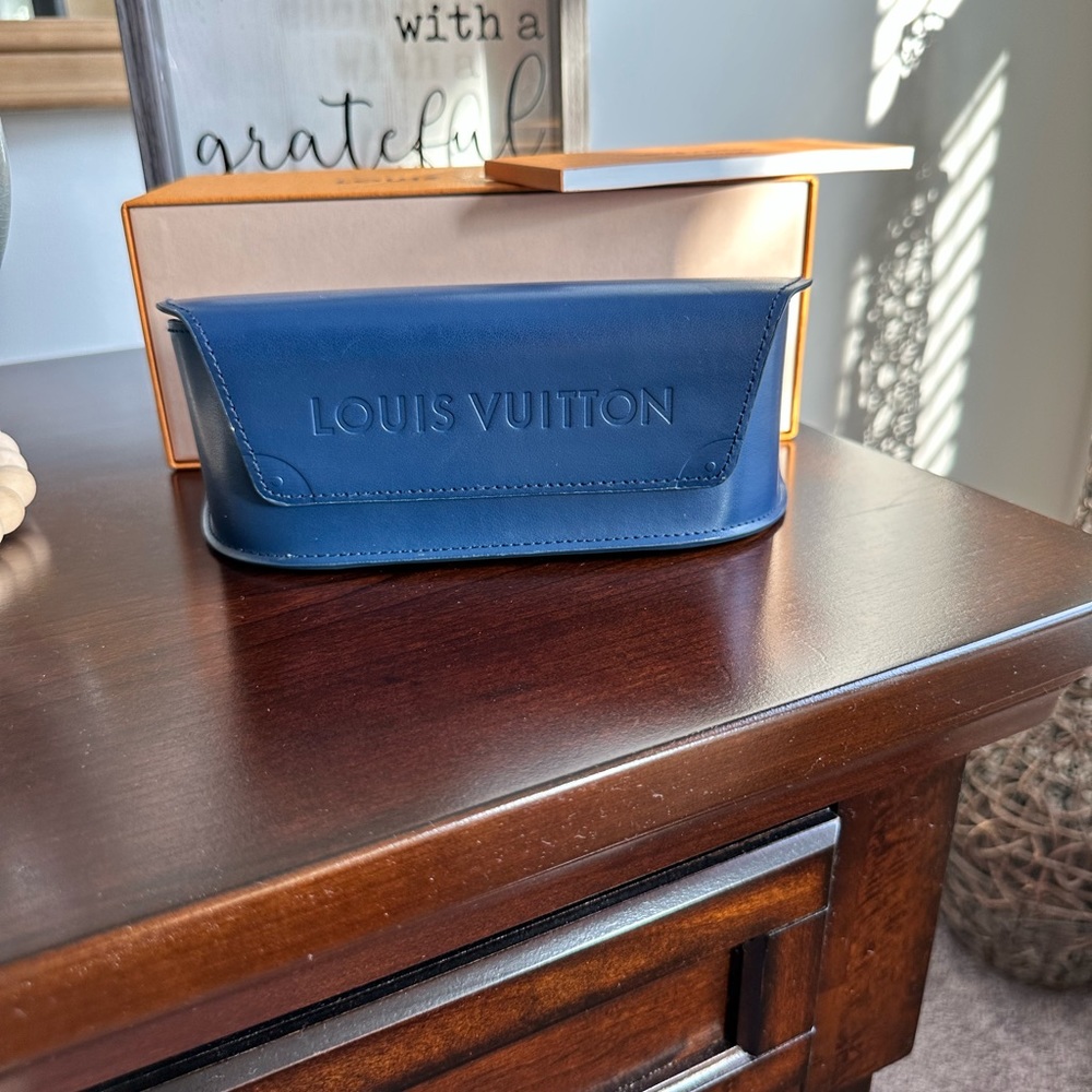 Louis Vuitton Square Link Sunglasses